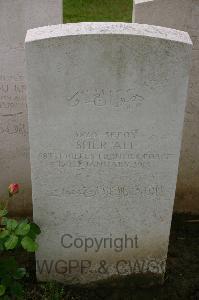 Lillers Communal Cemetery - Sher Ali, 